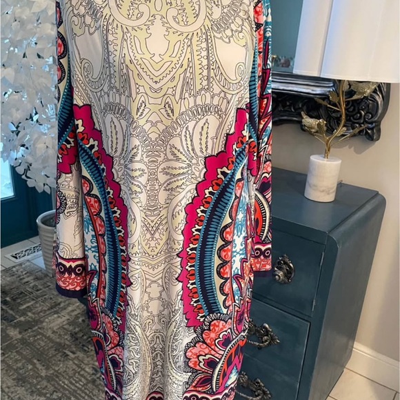 Chico's Multicolor Paisley Split/Bell Sleeve Dress Women’s Lg 12 soft stretchy - Picture 10 of 10